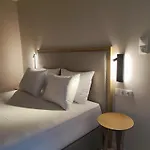Guest house Niriton 3*